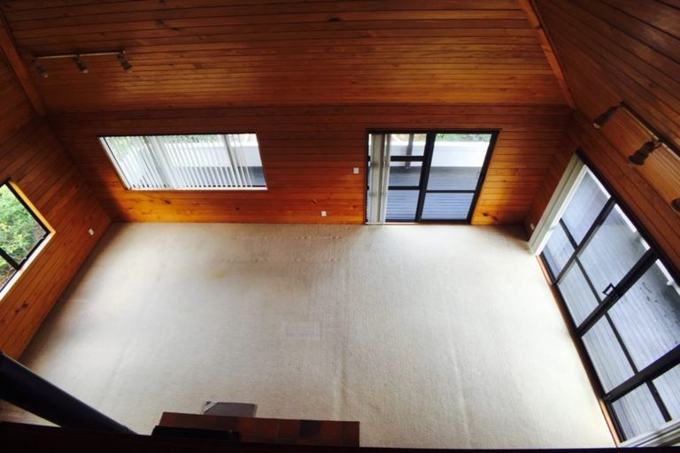 Photo of property in 7 Venus Place, Half Moon Bay, Auckland, 2012