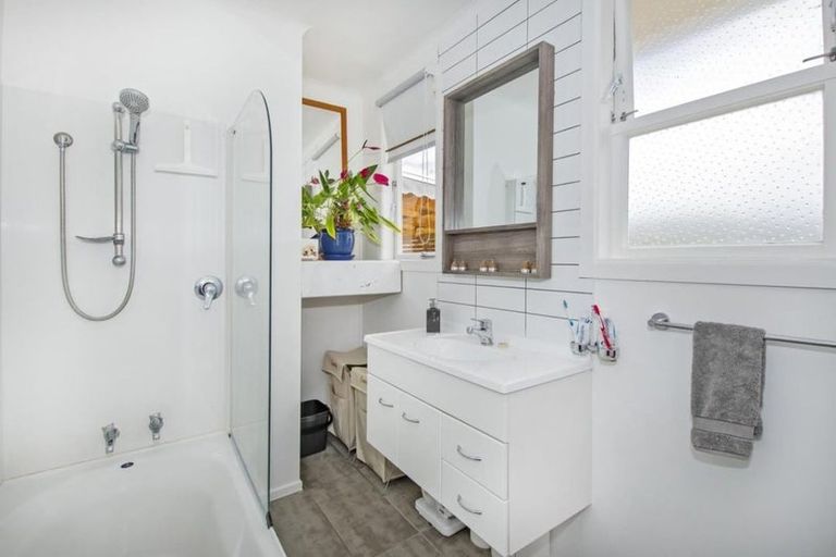 Photo of property in 34 Station Road, Te Kamo, Whangarei, 0112