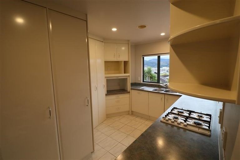 Photo of property in 34 Birkinshaw Grove, Riverstone Terraces, Upper Hutt, 5018