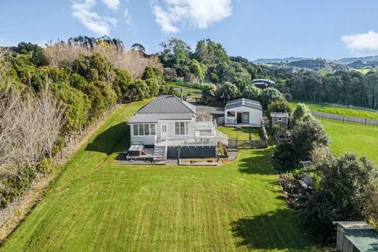 Photo of property in 43 J Tolhopf Road, Puhoi, Warkworth, 0981