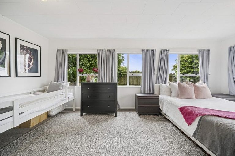 Photo of property in 14 Truro Road, Camborne, Porirua, 5026