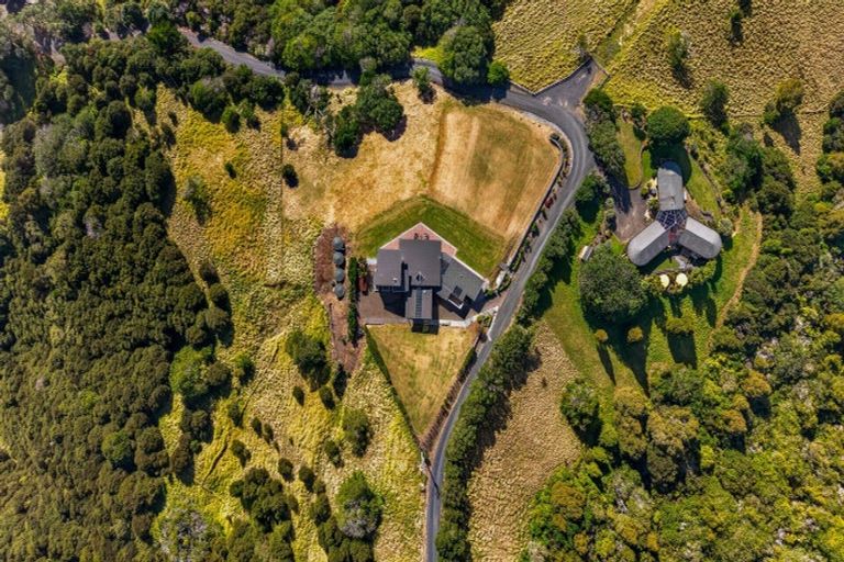 Photo of property in 83 Jervis Road, Waiwera, Orewa, 0994