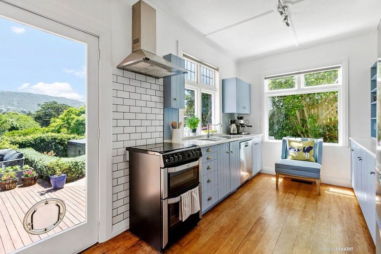 Photo of property in 12 Weld Street, Wadestown, Wellington, 6012