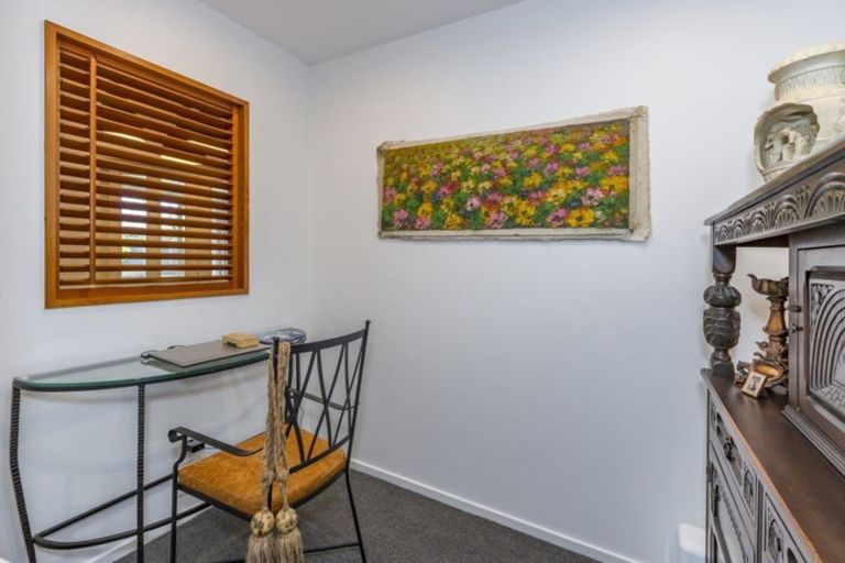 Photo of property in 34 Withells Road, Avonhead, Christchurch, 8042
