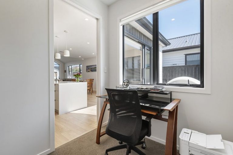 Photo of property in 12 Croatia Avenue, Huapai, Kumeu, 0810