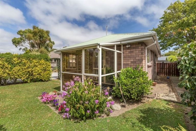 Photo of property in 72a Wildberry Street, Woolston, Christchurch, 8023