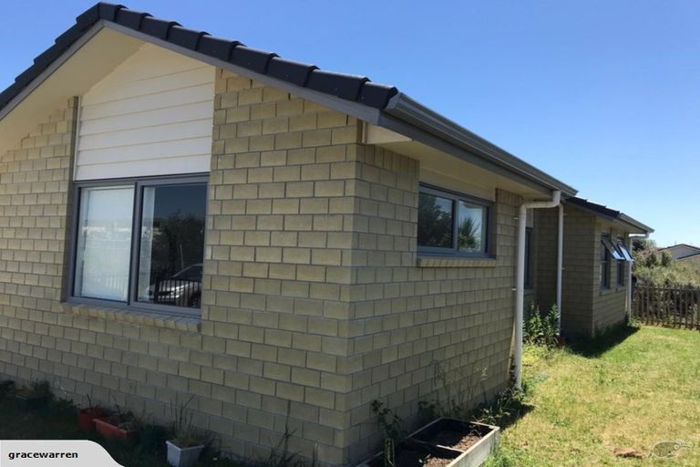 Photo of property in 2 Totara Meadows Court, Wiri, Auckland, 2104