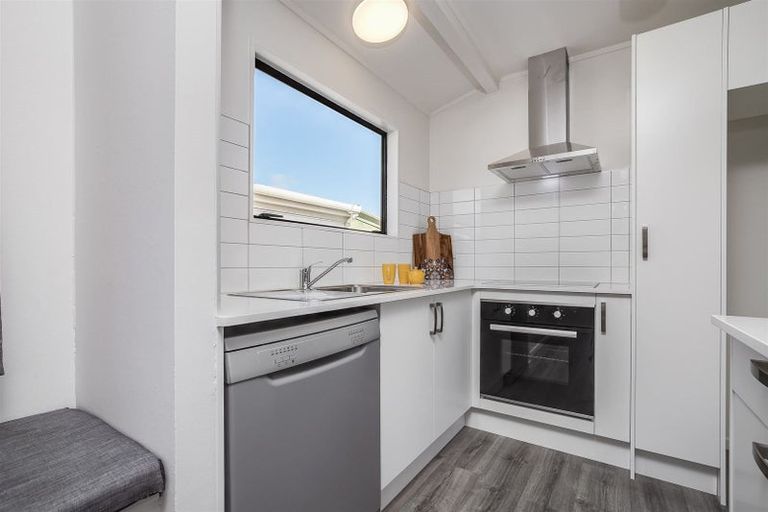 Photo of property in 2/12 Olive Crescent, Papatoetoe, Auckland, 2025