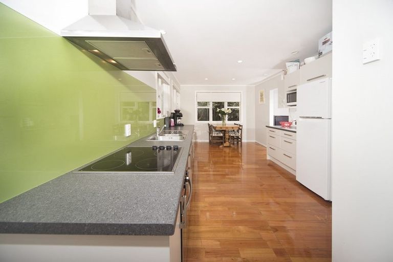 Photo of property in 270 Rangatira Road, Beach Haven, Auckland, 0626