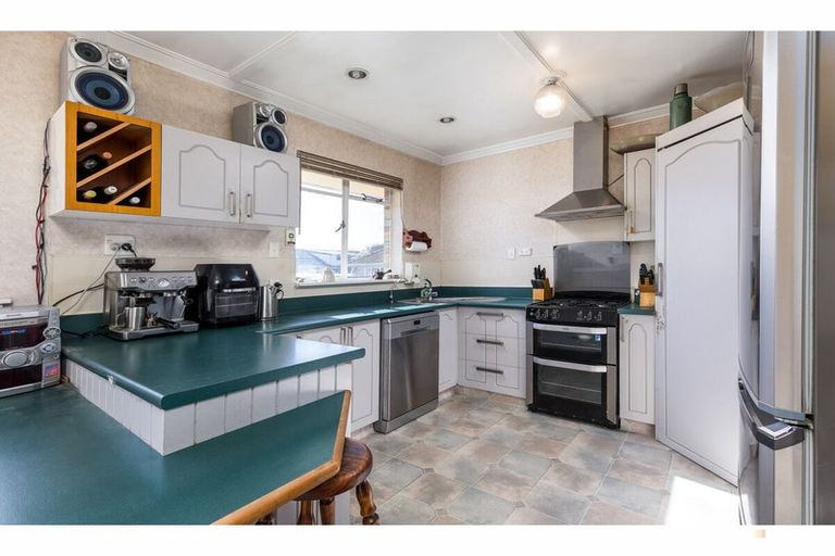 Photo of property in 2 Mill Road, Waimate, 7924