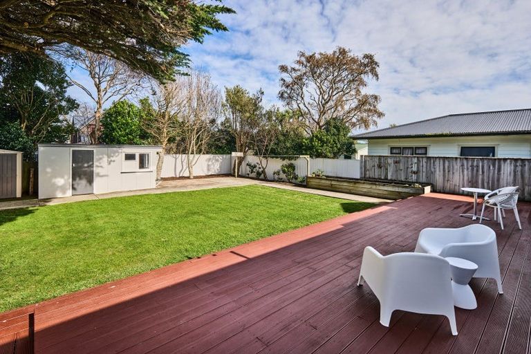 Photo of property in 7 Fairfield Avenue, Fairfield, Lower Hutt, 5011