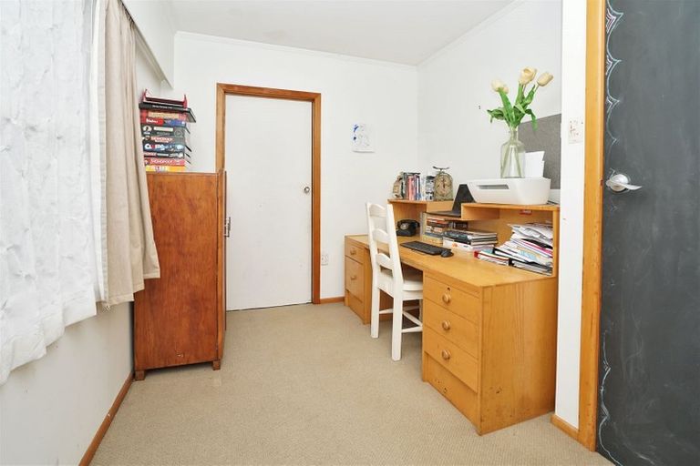 Photo of property in 30 Braid Road, St Andrews, Hamilton, 3200