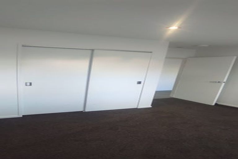 Photo of property in 13e/71 Spencer Road, Oteha, Auckland, 0632