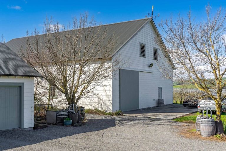 Photo of property in Redbank Estate, 224 Te Muna Road, Martinborough, 5784