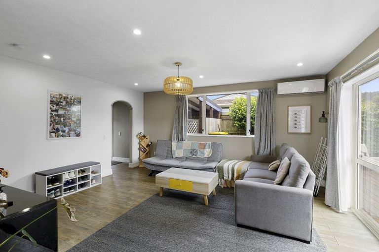 Photo of property in 3/3 Kennedy Grove, Stokes Valley, Lower Hutt, 5019