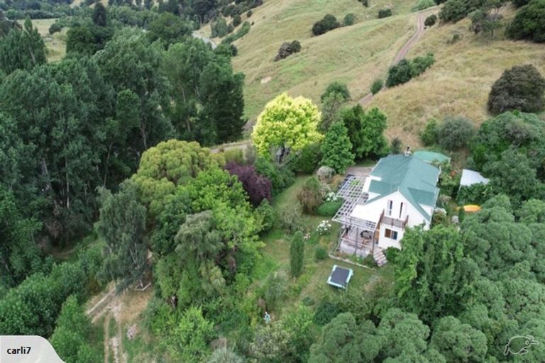 Photo of property in 4400 Christchurch Akaroa Road, Little River, 7591