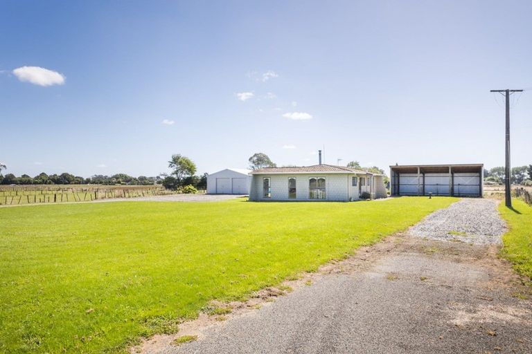 Photo of property in 35 Durie Road, Aorangi, Feilding, 4775