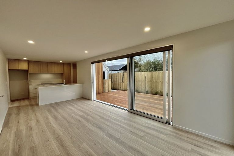 Photo of property in 98d Geraldine Street, Edgeware, Christchurch, 8013