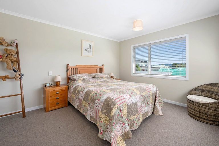 Photo of property in 68 Kenrigg Road, Kinloch, Taupo, 3377