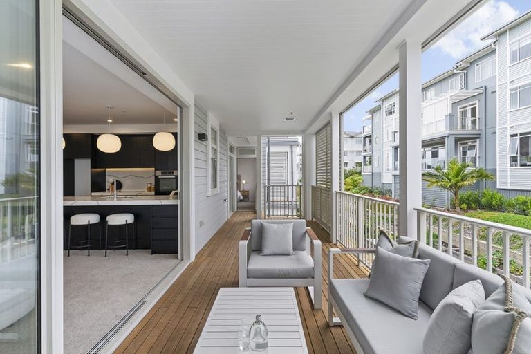 Photo of property in 121 Hibiscus Drive, Orewa, 0931