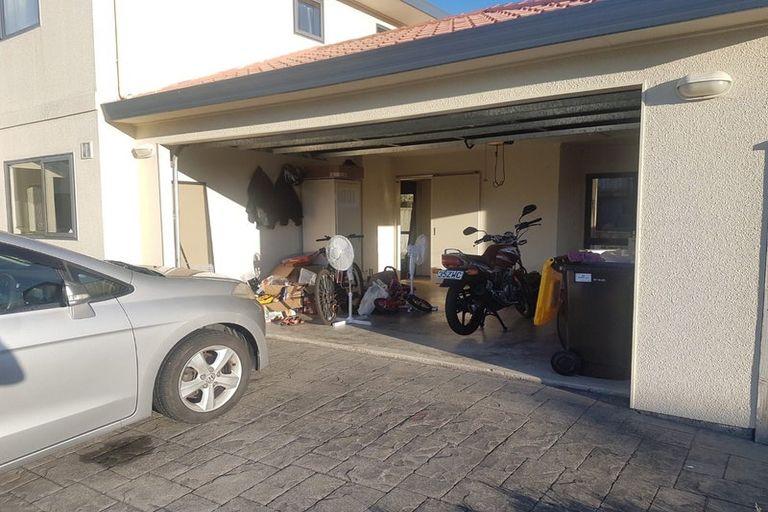 Photo of property in 3a Norwood Place, Johnsonville, Wellington, 6037