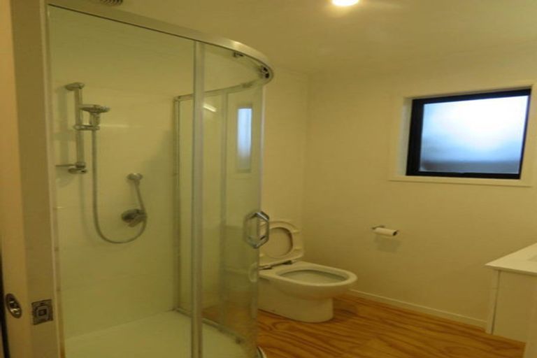 Photo of property in 2 Ebrington Place, Strandon, New Plymouth, 4312