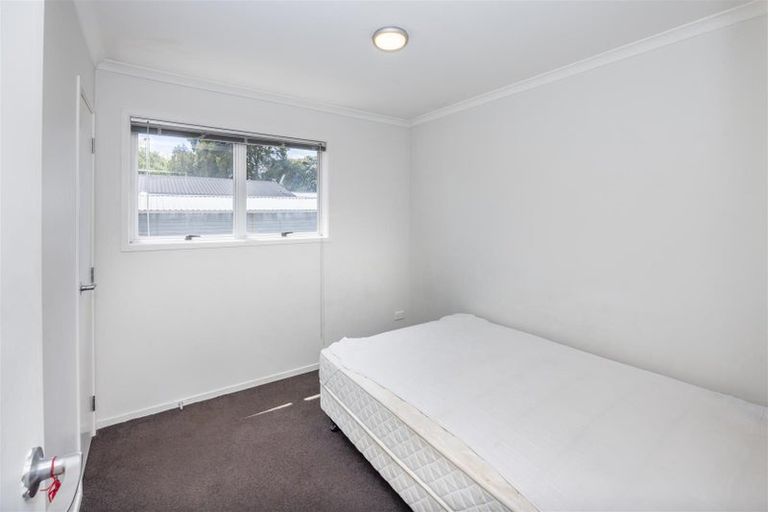 Photo of property in 12 Crescent Court, Melville, Hamilton, 3206