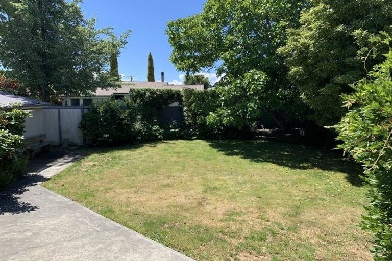 Photo of property in 10 Beatrice Place, Avonhead, Christchurch, 8042