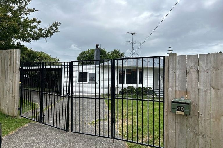 Photo of property in 49 Lauderdale Road, Birkdale, Auckland, 0626