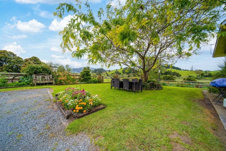 Photo of property in 410 Paradise Road, Tangiteroria, 0381