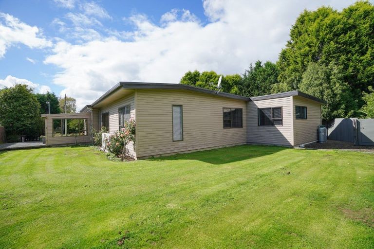 Photo of property in 29 Awarua Road, Otatara, Invercargill, 9879