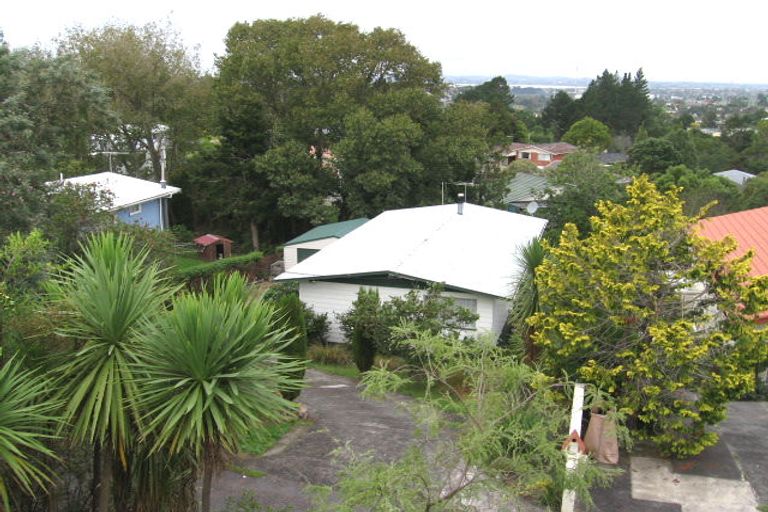 Photo of property in 437 Don Buck Road, Massey, Auckland, 0614