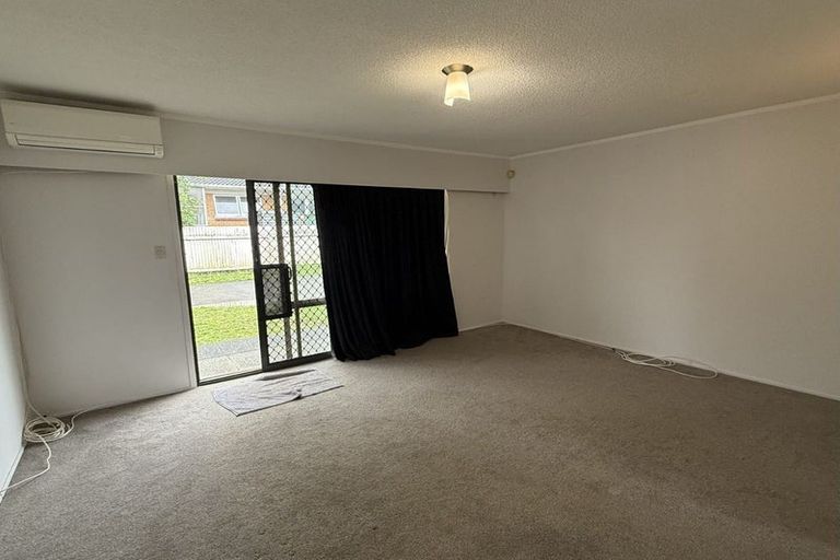 Photo of property in 4/37 Wallace Road, Papatoetoe, Auckland, 2025