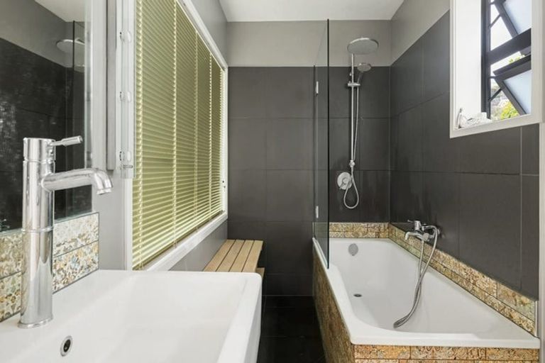 Photo of property in 1e Fifeshire Crescent, Stepneyville, Nelson, 7010