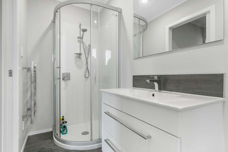 Photo of property in 2/25 Hapori Avenue, Baverstock, Hamilton, 3289