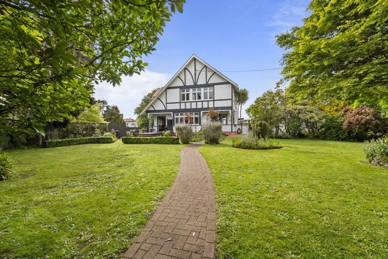 Photo of property in 27 High Street, Bulls, 4818