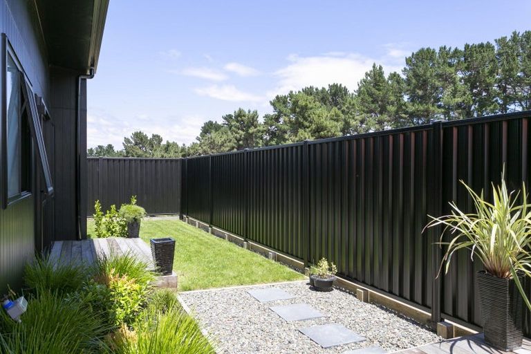 Photo of property in 124 Harakeke Drive, Wharewaka, Taupo, 3330