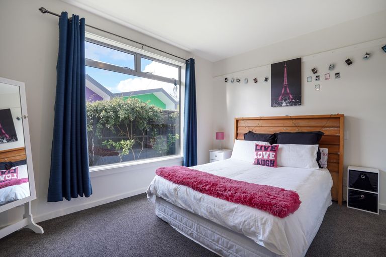 Photo of property in 123 Heretaunga Street, Palmerston North, 4414