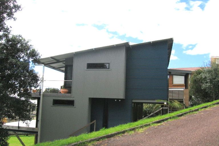 Photo of property in 9 Florence Place, Pauanui, Hikuai, 3579