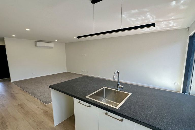 Photo of property in 17 Gibson Crescent, Naenae, Lower Hutt, 5011