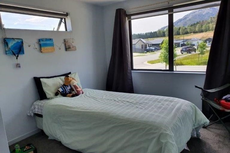 Photo of property in 2 Silver Street, Lower Shotover, Queenstown, 9304