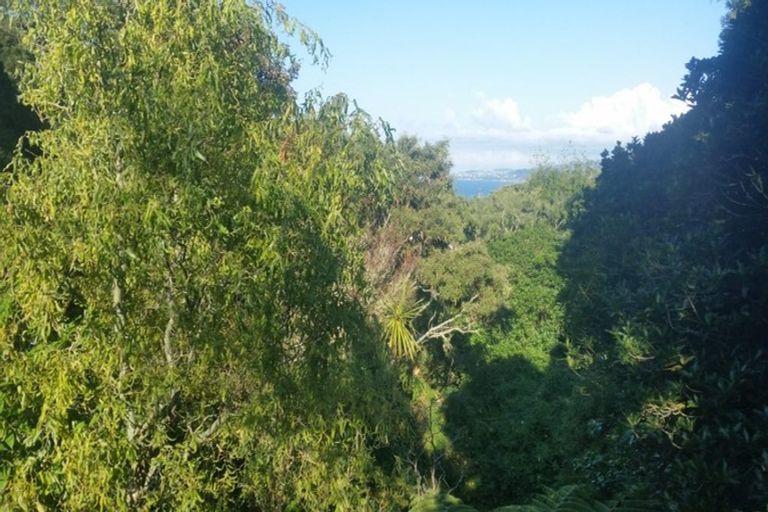 Photo of property in 76 Howard Road, Point Howard, Lower Hutt, 5013