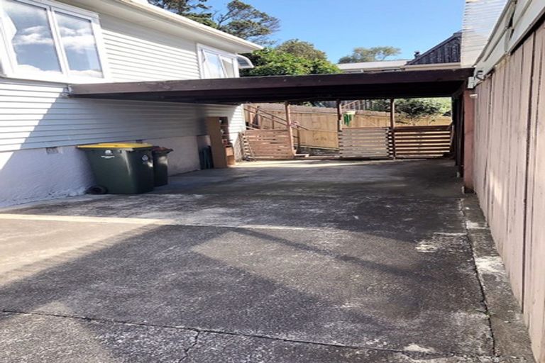 Photo of property in 74 Ridge Road, Howick, Auckland, 2014