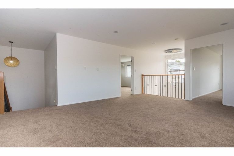 Photo of property in 139 Tiriwa Drive, Massey, Auckland, 0614
