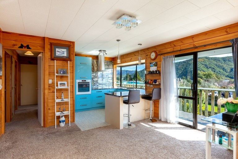 Photo of property in 312e Waikawa Road, Waikawa, Picton, 7220