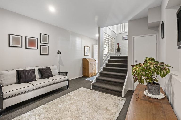 Photo of property in 109c Pah Road, Cockle Bay, Auckland, 2014