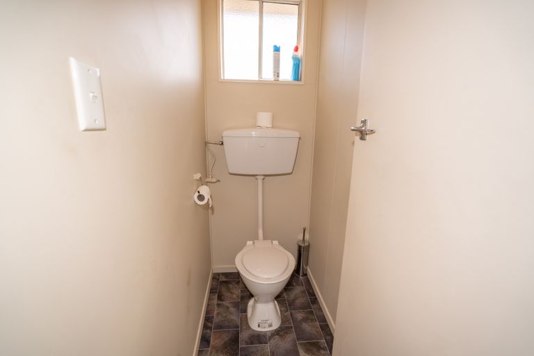 Photo of property in 231 Mcquarrie Street, Kingswell, Invercargill, 9812