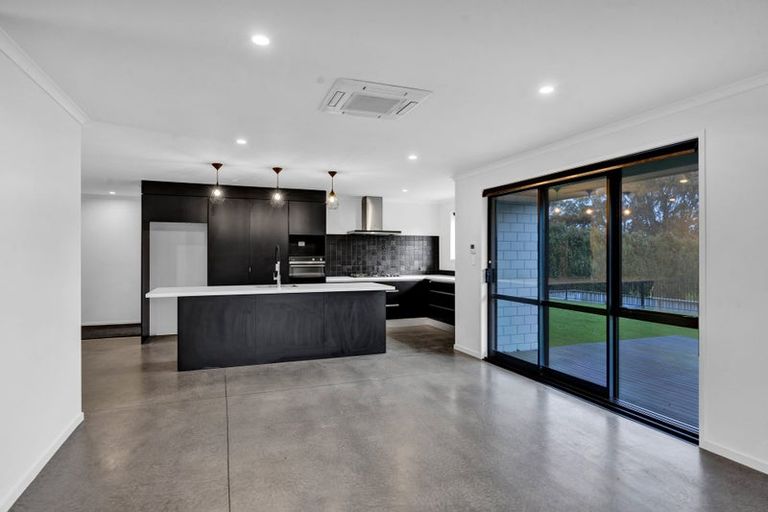 Photo of property in 3 Nikau Place, Hawera, 4610