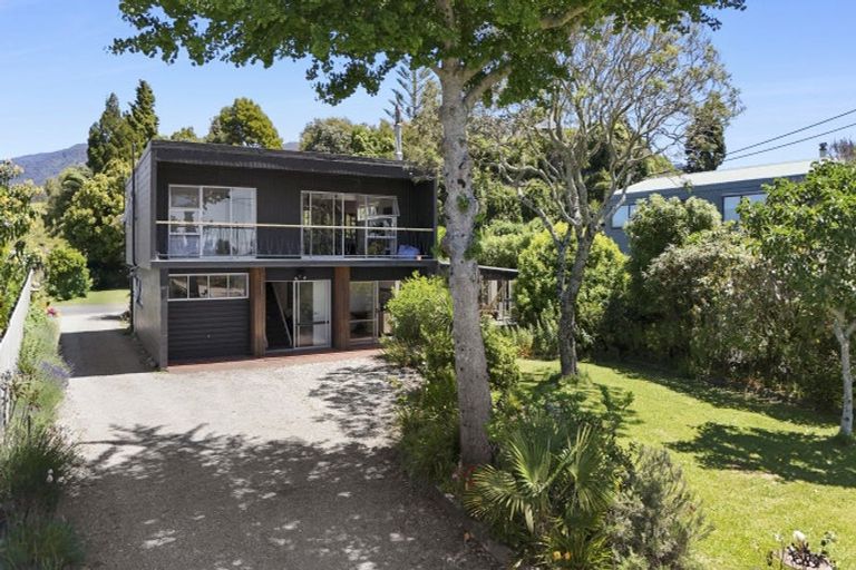 Photo of property in 279 Patons Rock Road, Patons Rock, Takaka, 7182