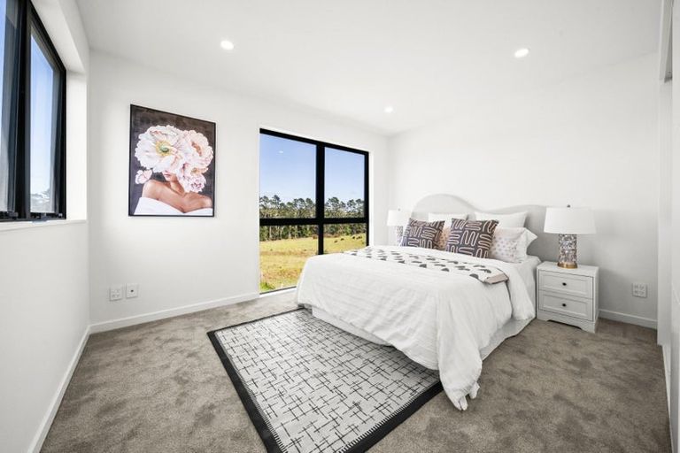 Photo of property in 165 Kerepi Street, Westgate, 0814